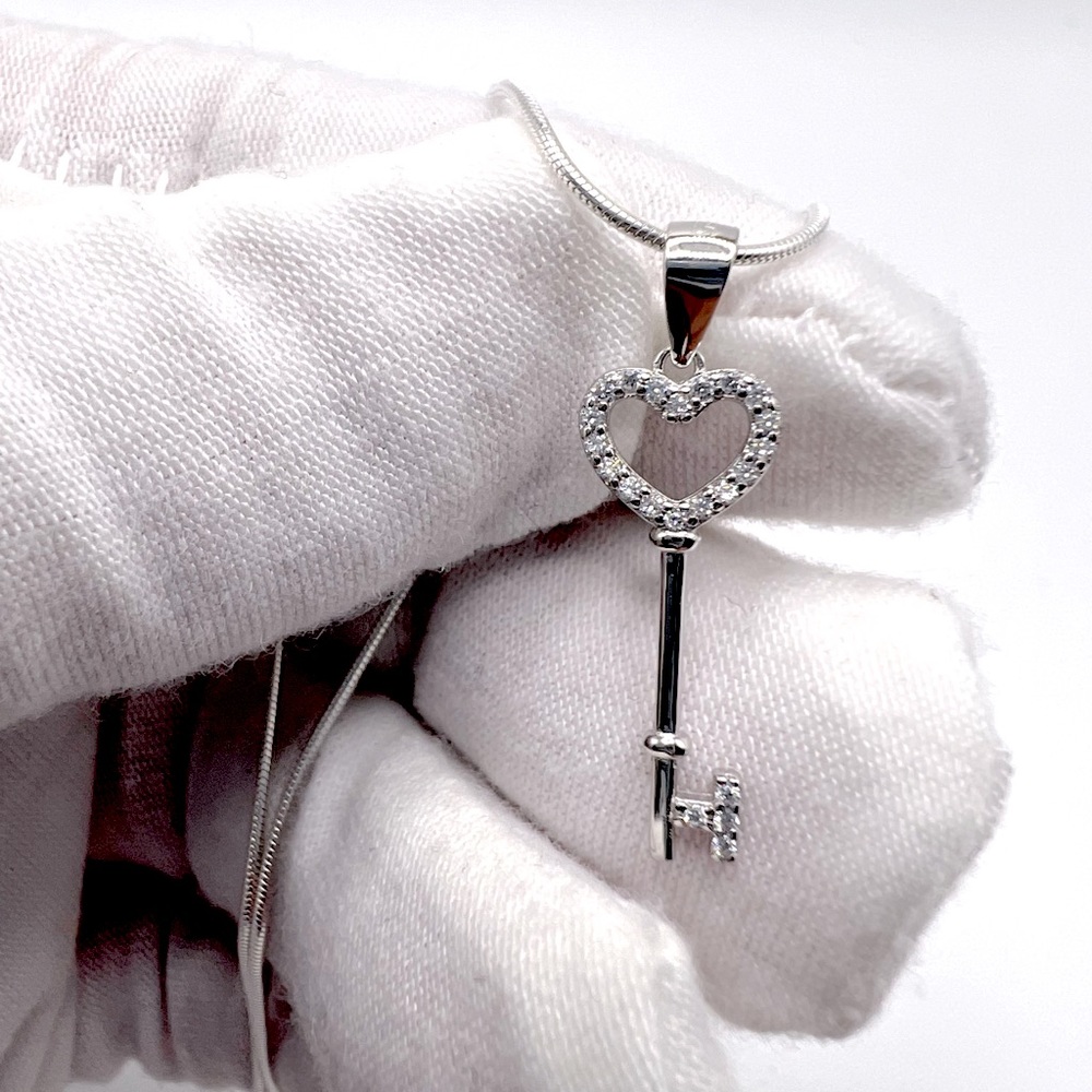 Sterling Silver Cz Key Necklace - Picture 4 of 16